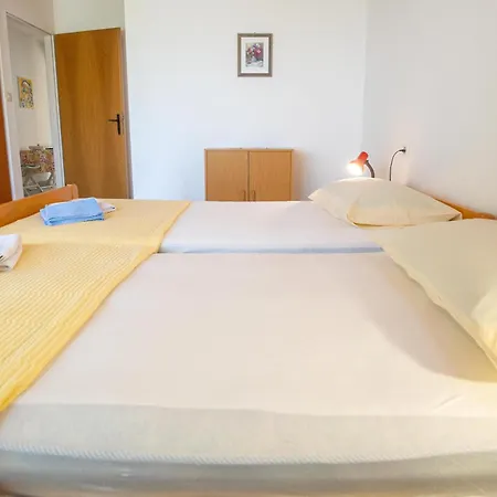 Hajdin Appartement Starigrad Paklenica