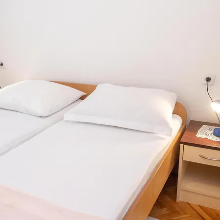 Hajdin Appartement Starigrad Paklenica