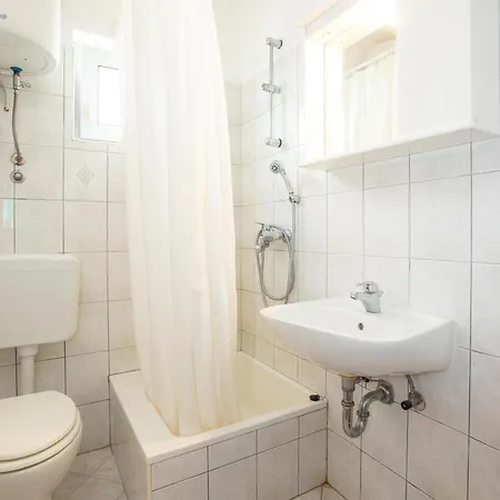 Hajdin Apartment *