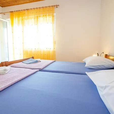 Hajdin Apartment *