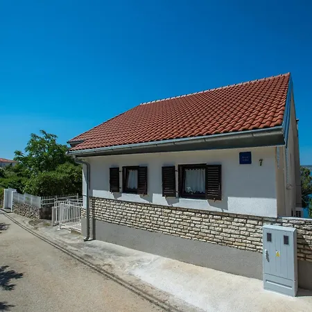 Hajdin Apartment Starigrad Paklenica