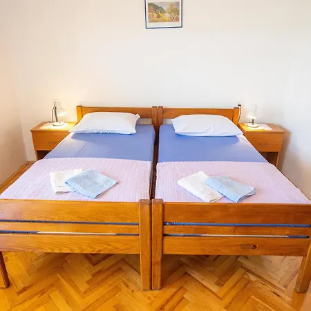 Hajdin * Starigrad Paklenica